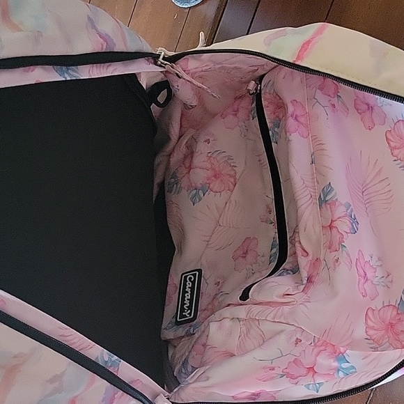 CARAN-Y ๐ BACKPACK - Picture 9 of 16